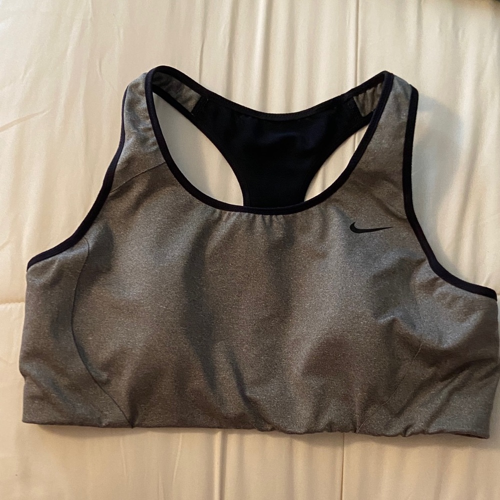 Nike Women's Black and Gray Sports Bra